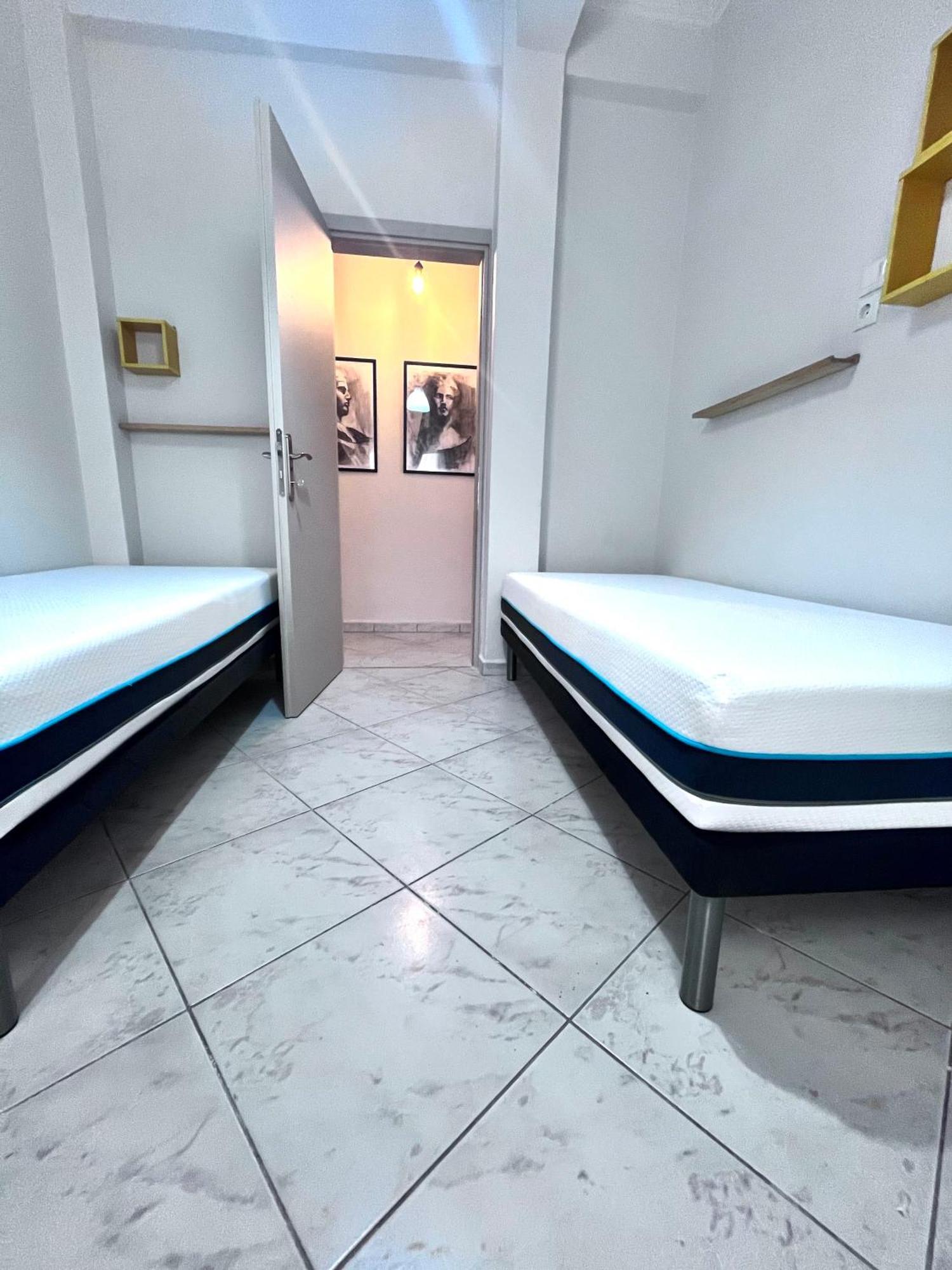 Central 7 - Stylish Apartment Komotini Buitenkant foto