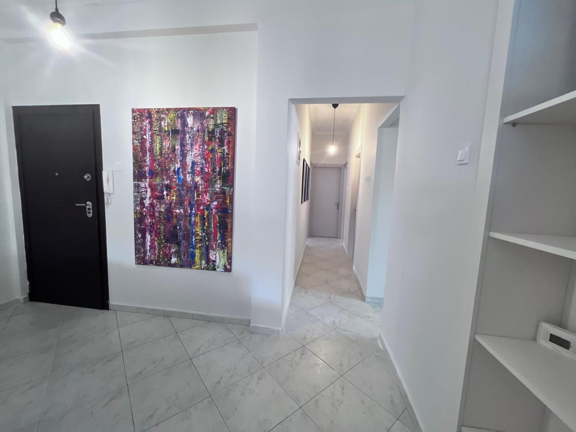 Central 7 - Stylish Apartment Komotini Buitenkant foto